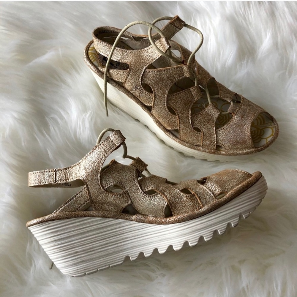Fly London wedge